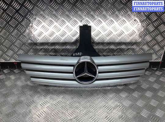 купить Решетка радиатора на Mercedes C C (W203) 2000-2004