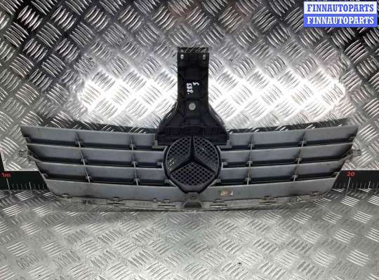 купить Решетка радиатора на Mercedes C C (W203) 2000-2004
