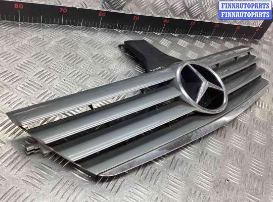 купить Решетка радиатора на Mercedes C C (W203) 2000-2004