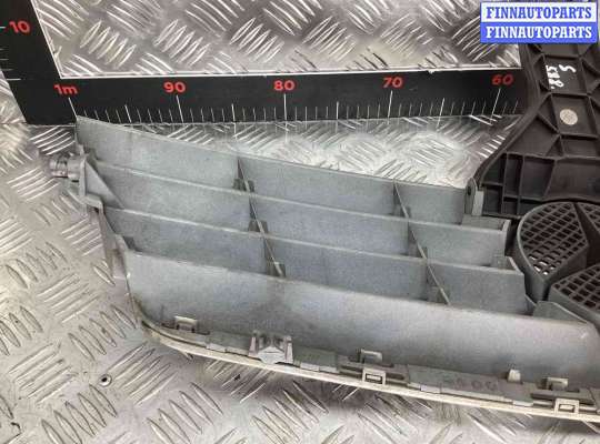 купить Решетка радиатора на Mercedes C C (W203) 2000-2004