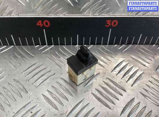 Кнопка центрального замка CRQ8230 на Dodge Stratus Stratus II 2000-2003