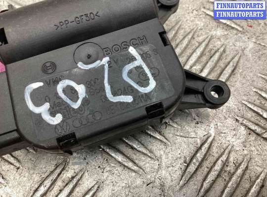 купить Моторчик заслонки печки на Audi A4 A4 B7 (8EC, 8ED) 2004-2008