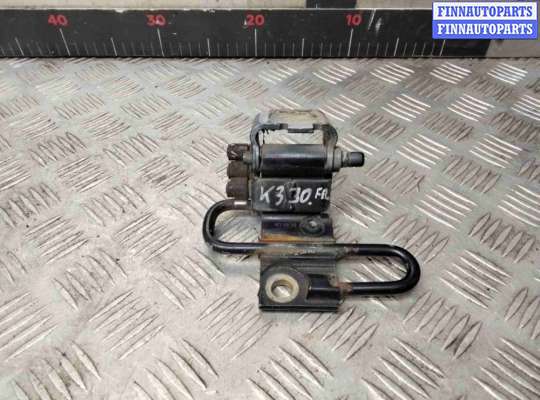 купить Петля двери передней правой на Audi A4 A4 B6 (8EC, 8E5) 2000-2004