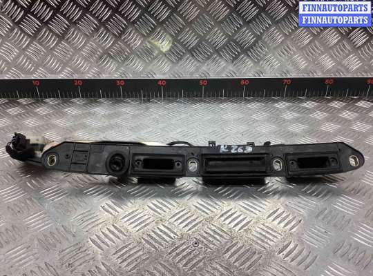 купить Кнопка открытия багажника на Volkswagen Passat Passat B5+ (3B) 2000-2005 рестайлинг