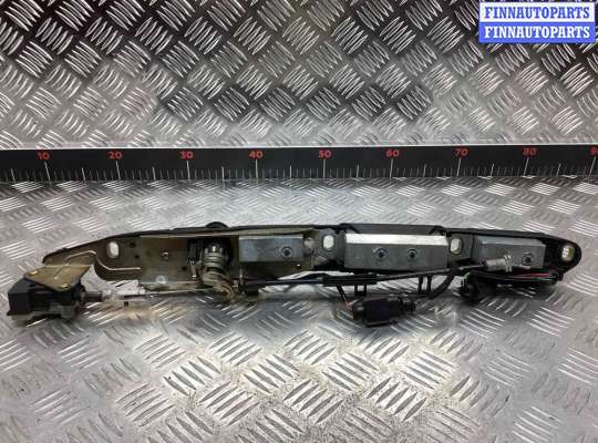купить Кнопка открытия багажника на Volkswagen Passat Passat B5+ (3B) 2000-2005 рестайлинг