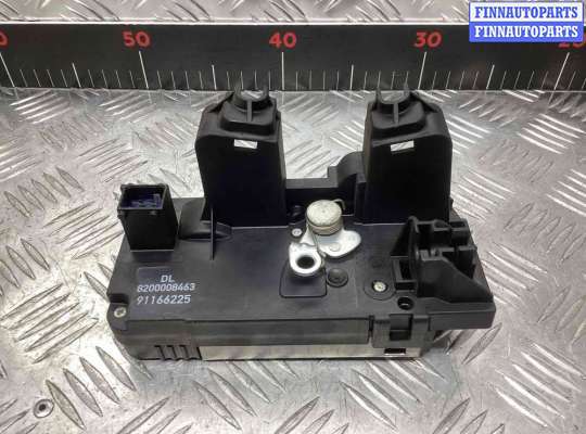 Замок боковой двери на Opel Vivaro A