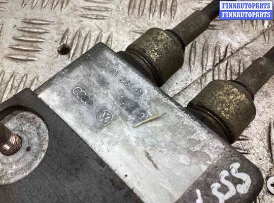 купить Кулиса на Volkswagen Golf Golf IV (1J) 1997-2004