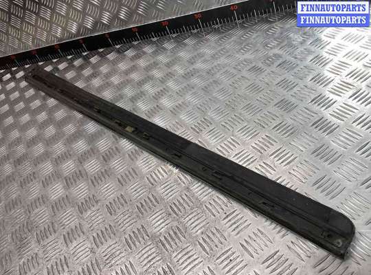 купить Молдинг двери передней правой на Audi A4 A4 B6 (8EC, 8E5) 2000-2004