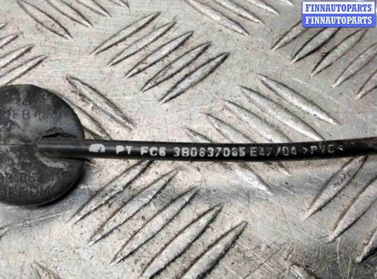 Трос двери на Volkswagen Passat B5+ (3B, GP)