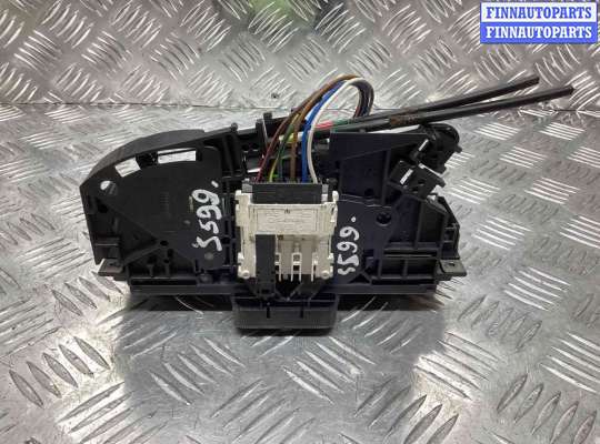 купить Блок управления печки/климат-контроля на Volkswagen Transporter Transporter T4 (7D) 1997-2003 рестайлинг