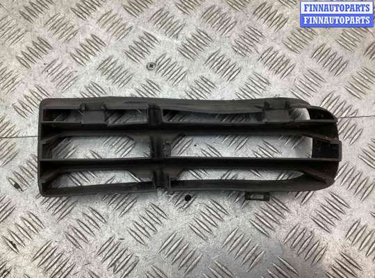 купить Заглушка (решетка) в бампер передний на Volkswagen Golf Golf IV (1J) 1997-2004