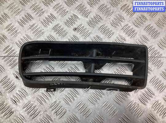 купить Заглушка (решетка) в бампер передний на Volkswagen Golf Golf IV (1J) 1997-2004