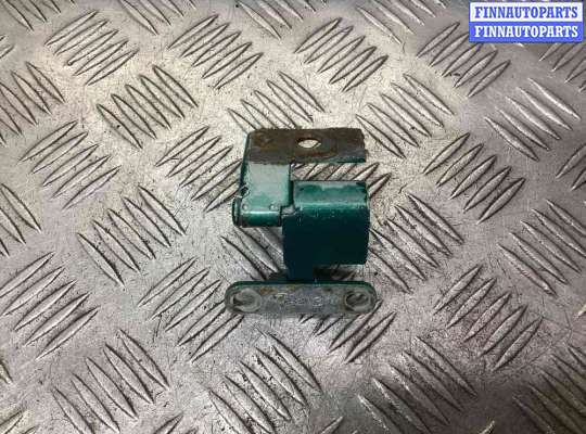 Петля крышки багажника