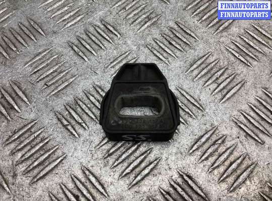 купить Кронштейн радиатора на Volkswagen Golf Golf IV (1J) 1997-2004