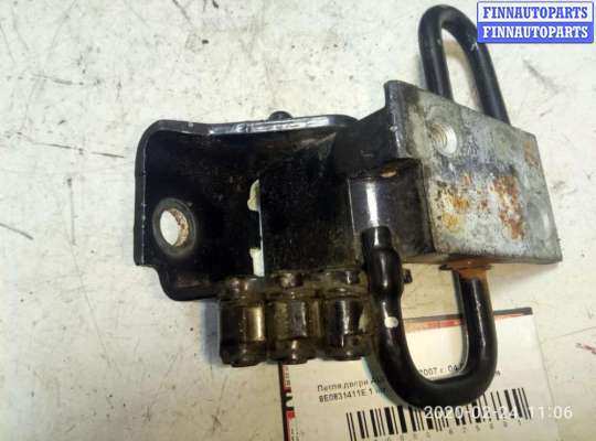 купить Петля двери передней левой на Audi A4 A4 B7 (8EC, 8ED) 2004-2008