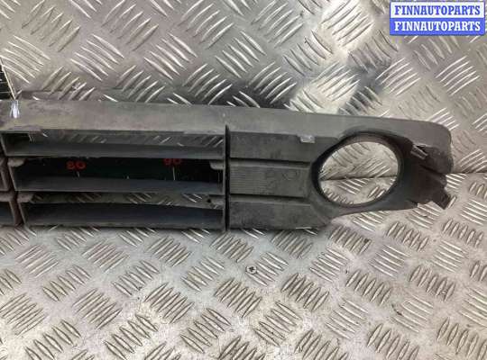 купить Заглушка (решетка) в бампер передний на Renault Scenic Scenic II (JM) 2003-2006