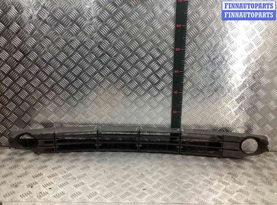 купить Заглушка (решетка) в бампер передний на Renault Scenic Scenic II (JM) 2003-2006