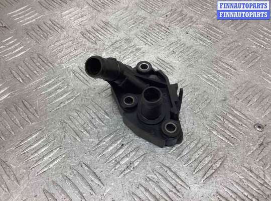 Фланец (тройник) системы охлаждения RN1568218 на Renault Modus Modus 2004-2012