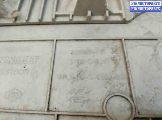 купить Обшивка стойки задней правой на Renault Megane Megane II 2002-2006