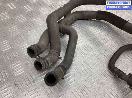 купить Патрубок отопителя (печки) на Volkswagen Touran Touran I (1T) 2003-2006