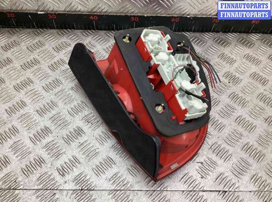 купить Фонарь задний правый на Volkswagen Passat Passat B5+ (3B) 2000-2005 рестайлинг