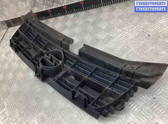 купить Решетка радиатора на Opel Omega Omega B 1994-1999