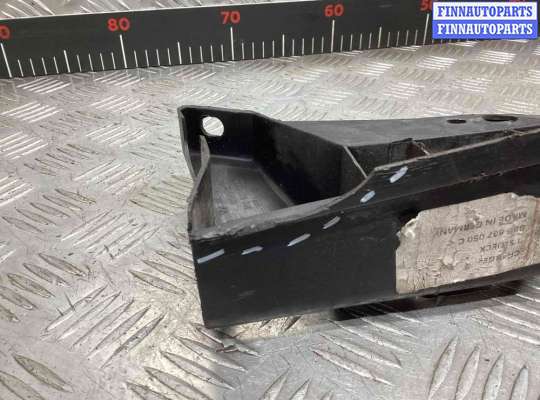 купить Кронштейн крепления бампера переднего на Volkswagen Passat Passat B5 (3B) 1996-2000