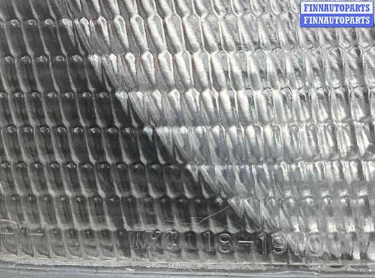 купить Поворотник правый на Audi 100 100 C3 1982-1991