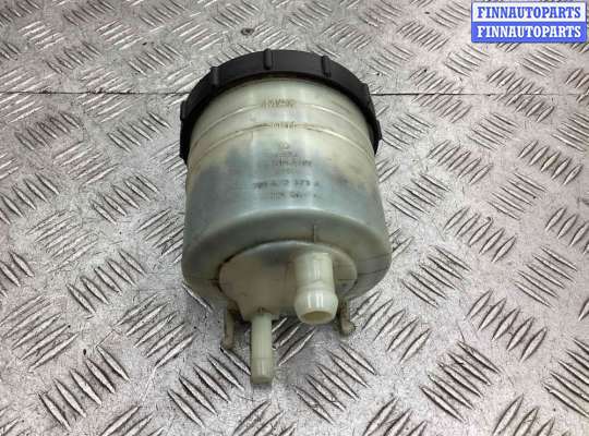 Бачок гидроусилителя VG2675448 на Volkswagen Transporter Transporter T4 (7D) 1997-2003 рестайлинг