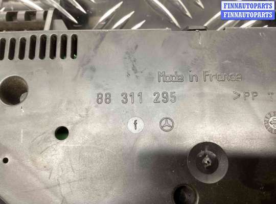 купить Щиток приборов (приборная панель) на Mercedes Sprinter Sprinter I (W901-905) 1995-2006