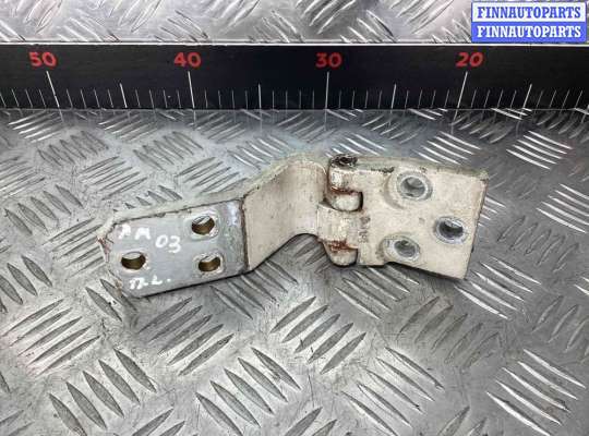 Петля двери