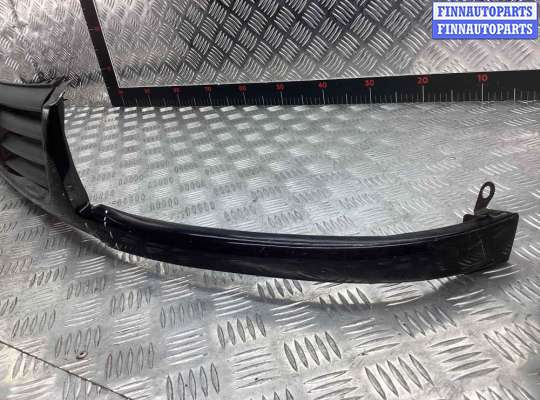 купить Решетка радиатора на Volkswagen Passat Passat B4 (3A) 1993-1997