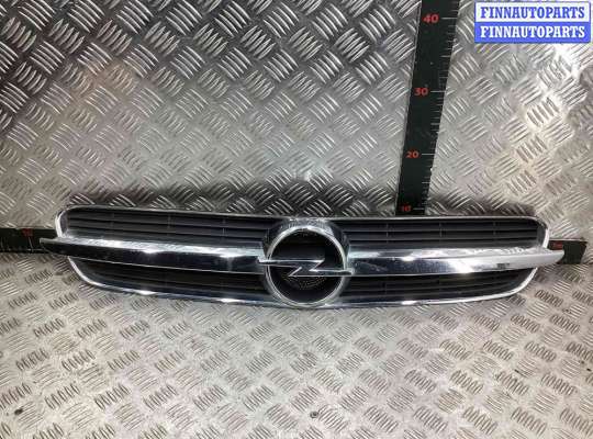 Решетка радиатора на Opel Vectra C