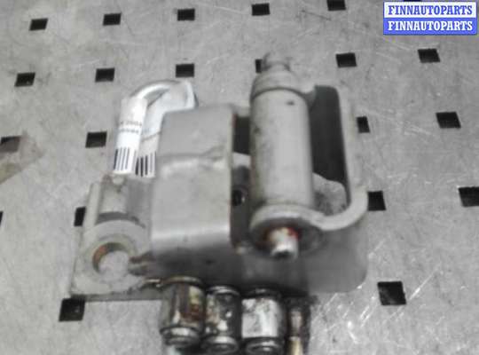 купить Петля двери передней левой на Volkswagen Touran Touran I (1T) 2003-2006