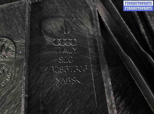 купить Обшивка двери задней правой (дверная карта) на Audi A6 C5 (4B) 1997-2001