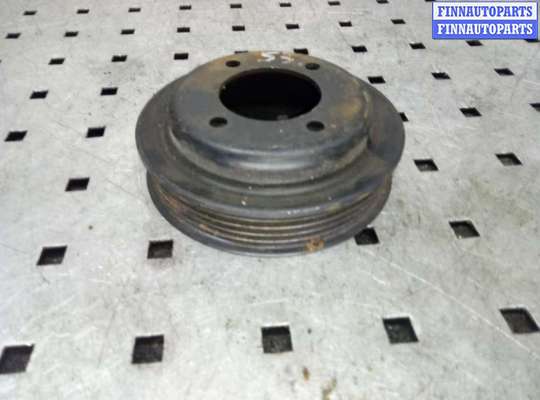 Шкив помпы BM1801318 на BMW 5-Series (E34) 1988-1996