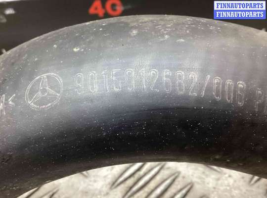 Патрубок (трубка, шланг) на Mercedes-Benz Sprinter (903)