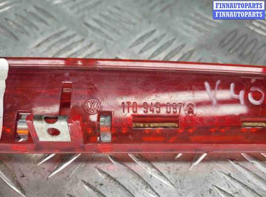 Фонарь (стоп-сигнал) центральный