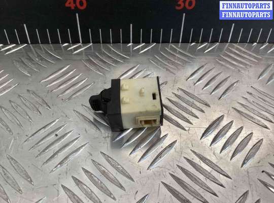 купить Кнопка центрального замка на Chrysler 300M 300M (LR) 1998-2004