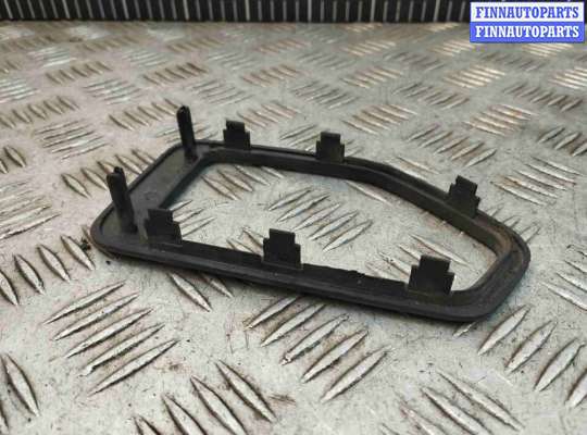 купить Накладка на ручку двери на Peugeot 306 306 1993-2003