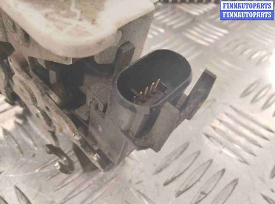 купить Замок двери передней левой на Audi A8 A8 D2 (4D) 1994-2002