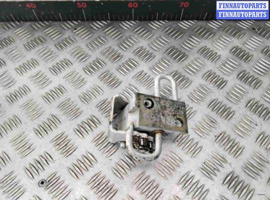 Петля двери передней левой VG2456407 на Volkswagen Caddy Caddy III (2K) 2004-2010