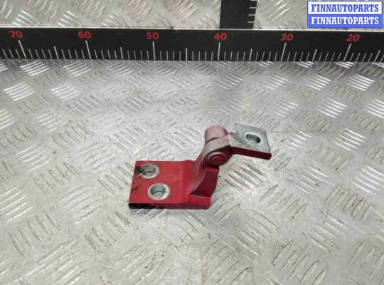 купить Петля двери передней правой на Volkswagen Caddy Caddy II (9K) 1995-2003