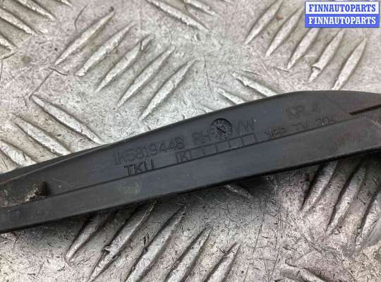 купить Накладка декоративная на Volkswagen Golf Golf V (1K) 2004-2009