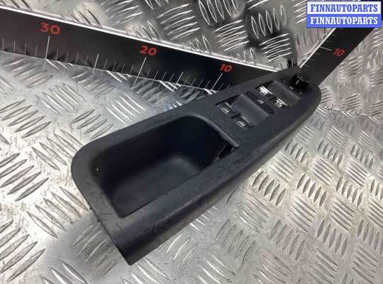 купить Блок управления стеклоподъемниками на Volkswagen Golf Golf V (1K) 2004-2009