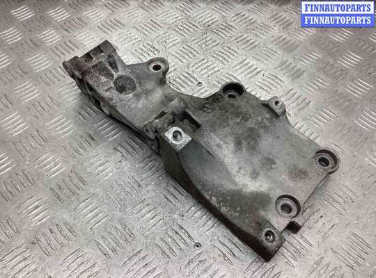 купить Кронштейн генератора на Volkswagen Caddy Caddy III (2K) 2004-2010