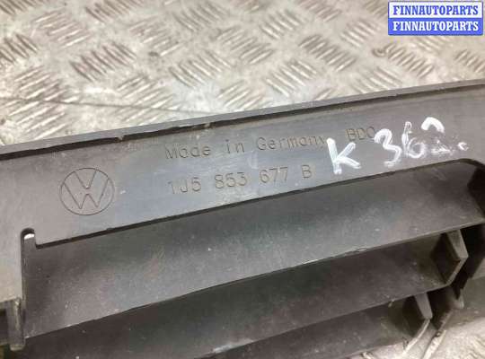 купить Заглушка (решетка) в бампер на Volkswagen Bora Bora (1J) 1998-2005