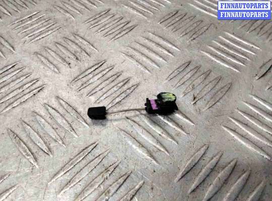 купить Трос двери задней на Volkswagen Golf Golf IV (1J) 1997-2004