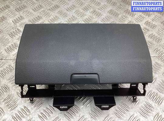 купить Бардачок на Mazda 6 6 I (GG) 2002-2005