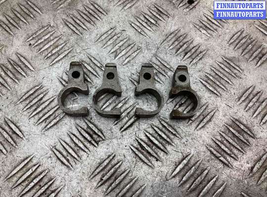 купить Скоба (кронштейн) крепления форсунки на Alfa Romeo GT GT (937) 2003-2010